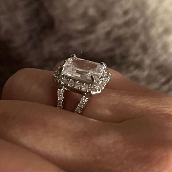 The Upgrade Ring 6 Carat statement engagement cocktail ring in 925 silver sz 6 - Picture 12 of 12
